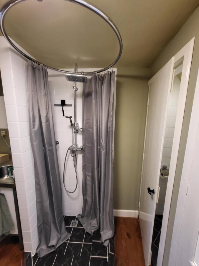 De Doorgang Bed & Breakfast Groningen Dış mekan fotoğraf